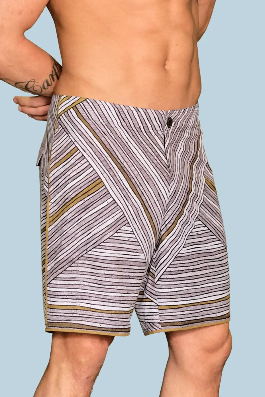 Roam Wild Weekender Short